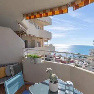 https://estudio-suites-benal-beach.es-andalucia.com